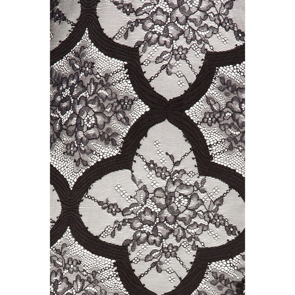 Alexis Emily Black and White Lace Ruffle Cap Sleeve Midi Dress with Side Slit XS - Picture 6 of 16